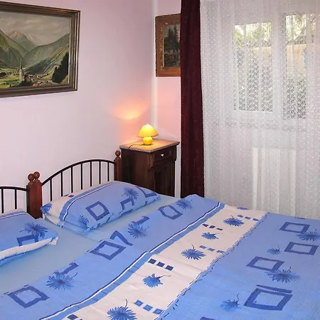 Haus Knezevic Apartamento Poreč